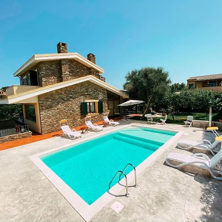 Villa Patrizia สตินติโน ภายนอก รูปภาพ
